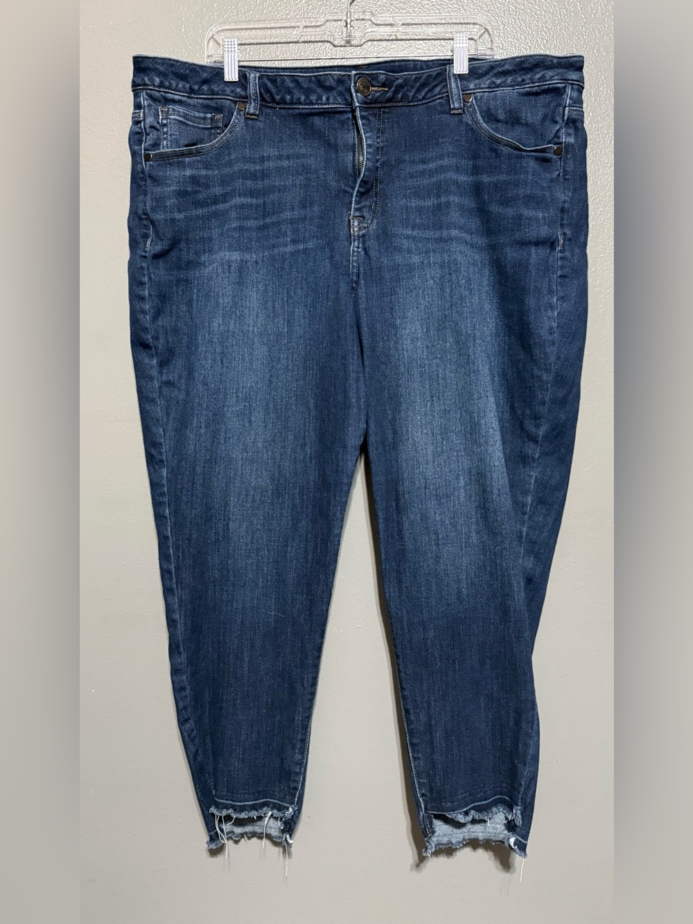Lane Bryant Denim Cropped Jeans Frayed Edge